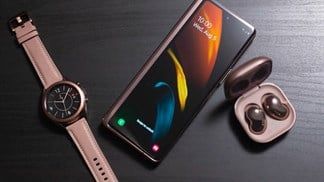 Samsung sẽ ra mắt Galaxy Z Fold S cạnh tranh trực tiếp Surface Duo của Microsoft, sử dụng màn hình OLED, khả năng gập 360 độ