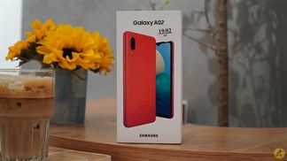 Trên tay Galaxy A02: Chỉ chưa đầy 3 triệu, bạn đã có thiết kế đầy trẻ trung, kết hợp với pin 5.000 mAh xài thoải mái cả ngày dài