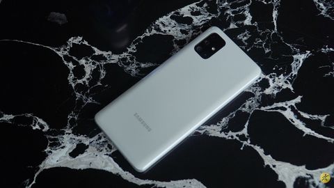 Galaxy M51 chính thức ra mắt tại Việt Nam: Pin khủng 7.000 mAh kèm giá tốt, bán độc quyền tại Thế Giới Di Động