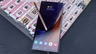 Trên tay Galaxy Note 20 Ultra: Camera nhiều chấm hơn, màn hình xịn hơn, nói chung là cái gì cũng hơn