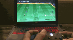  Chiến game với tay cầm Xbox trên laptop MSI 