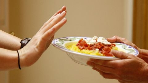 Bật mí 11 cách giảm thèm ăn để ngăn chặn nguy cơ tăng cân