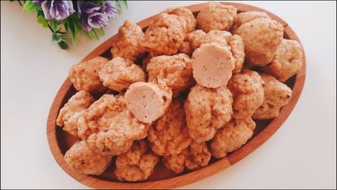 Cách làm chả tôm thịt gà chiên dai giòn bằng máy xay sinh tố cực dễ