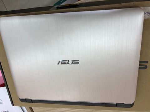 Asus X407UB i7 8550U/4GB/1TB/2GB MX110/14