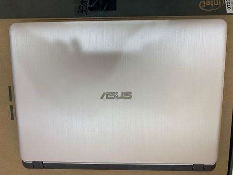 Asus X507UB i7 8550U/4GB/1TB/2GB MX110/15.6