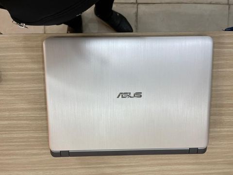 Asus X507UB i7 8550U/4GB/1TB/2GB MX110/15.6