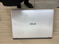  Asus X507UB i7 8550U/4GB/1TB/2GB MX110/15.6