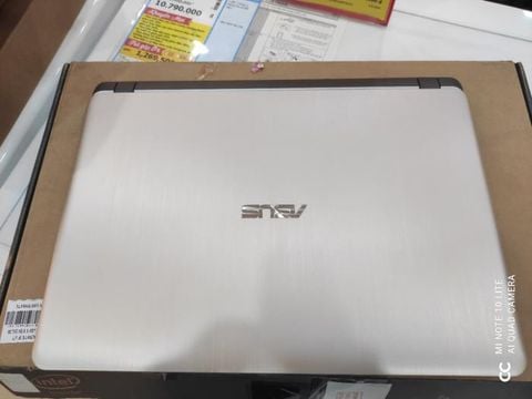 Asus X507UF i7 8550U/4GB/1TB/2GB MX130/15.6