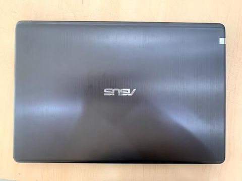 Asus S530UN i5 8250U/4GB/1TB/2GB MX150/15.6