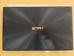  Asus UX333FA i5 8265U/8GB/256GB/13.3