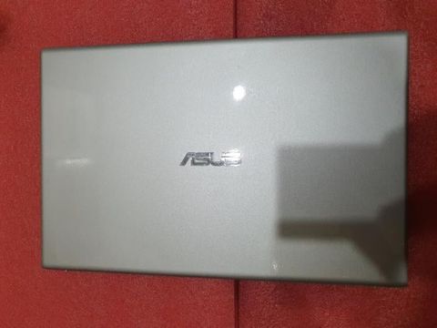 Asus A512FA i3 8145U/4GB/512GB/15.6