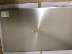  Asus UX533FD i5 8265U/8GB/256GB/2GB GTX1050/15.6