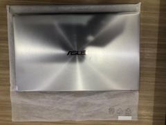  Asus UX433FN i5 8265U/8GB/512GB/2GB MX150/14