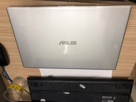 Asus A512FL i5 10210U/8GB/512GB/2GB MX250/15.6