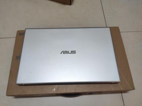 Asus A512FL i5 10210U/8GB/512GB/2GB MX250/15.6