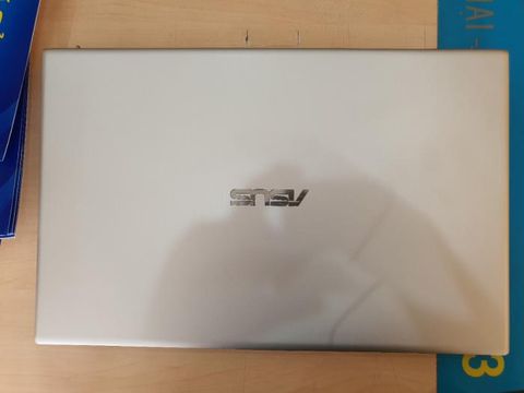 Asus A512FL i5 10210U/8GB/512GB/2GB MX250/15.6