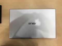  Asus A512FL i5 10210U/8GB/512GB/2GB MX250/15.6
