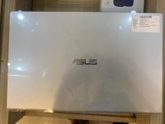  Asus X509JP i5 1035G1/8GB/512GB/2GB MX330/15.6