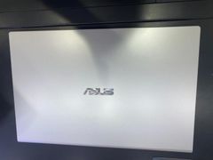  Asus X509JP i5 1035G1/8GB/512GB/2GB MX330/15.6