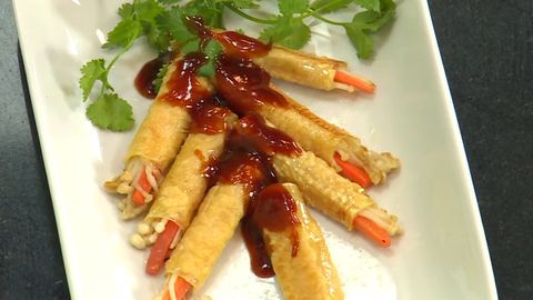2 cách làm tàu hũ ky cuộn nấm kim châm hấp dẫn cho mâm cơm rằm tháng 7