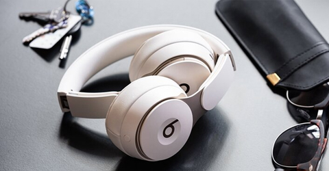 Tai nghe Beats của nước nào? Giá bao nhiêu? Tốt không? Nên mua không?