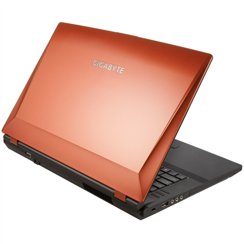 Gigabyte P2742G