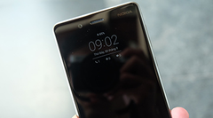  Cài đặt thời gian chờ của Glance trên Nokia 8 