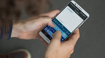 Cách tắt tiên đoán tự sửa từ trên Sony Xperia XZ1