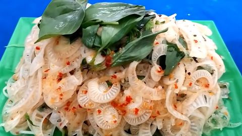 Cách làm gỏi chuối cây chua chua ngọt ngọt đơn giản hấp dẫn cho gia đình