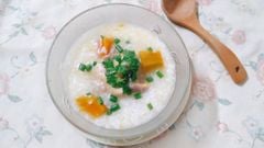  Cách nấu cháo thịt gà bí đỏ thơm ngon hấp dẫn cực đơn giản 
