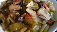  2 cách làm cải chua xào chay thơm ngon hấp dẫn đơn giản tại nhà 