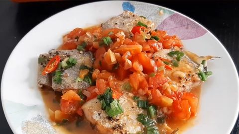 Cách làm cá hố kho cà chua thơm ngon, lạ miệng cực đưa cơm