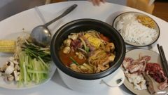  Cách nấu lẩu bằng nồi cơm điện thơm ngon nhanh chóng tiện lợi 