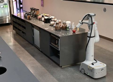 Google Ra Mắt Robot Phục Vụ PaLM-SayCan