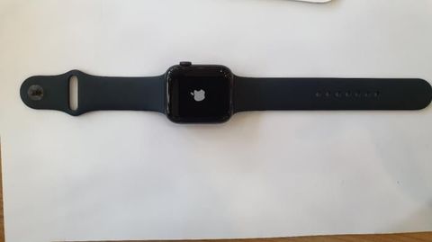 Apple Watch S5, 44mm Space Grey case and black sport band (MWVF2VN/A)