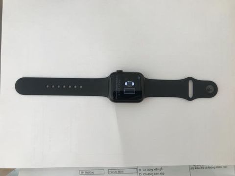 Apple Watch S5, 44mm Space Grey case and black sport band