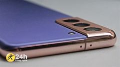  Galaxy S22 lộ ảnh chụp thực tế với cụm camera sau quen mắt, bản Ultra đạt chứng nhận quan trọng, SamFans gom lúa thôi 