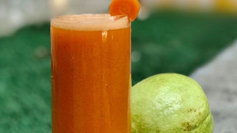 Cách làm nước ép ổi cà rốt ngon, nhanh chóng bằng máy ép trái cây