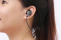  Tai Nghe Bluetooth Thể thao JBL V110GABTGML Xám Bạc 