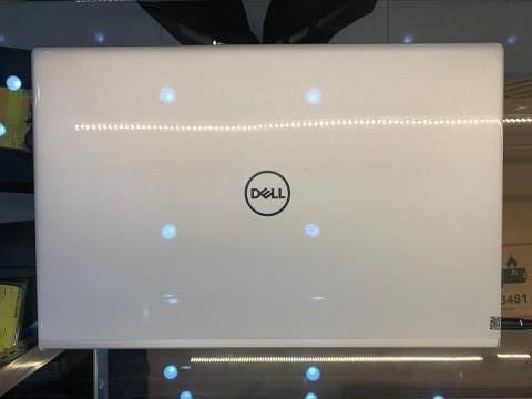 Dell Inspiron 7501 i7 10750H/8GB/512GB/4GB GTX1650Ti/15.6