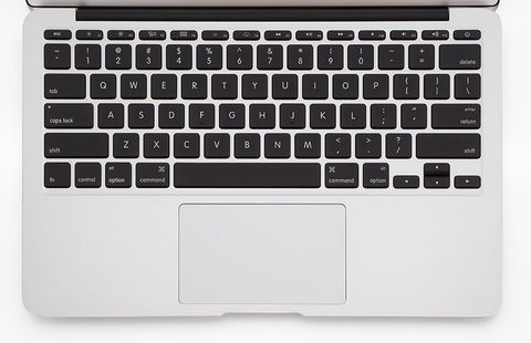 Thay bàn phím Macbook Air lấy liền tại nhà quận 1