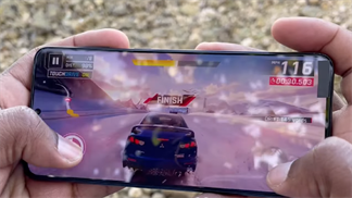 Xuất hiện video trên tay được cho là Galaxy S21+: Viền màn hình siêu mỏng, chiến game mượt và lộ cả ảnh chụp từ chế độ SuperHDR