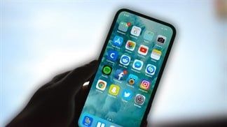 Nhen nhóm từ năm 2020, liệu công nghệ camera ẩn dưới màn hình sẽ bùng nổ trong năm 2021 không, Apple có tham gia?