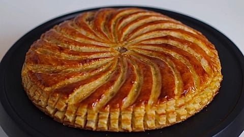 2 cách làm galette - món bánh vua thơm ngon chuẩn vị Pháp