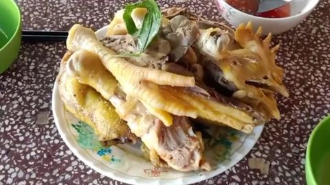 Cách làm gà hấp muối ớt hấp dẫn dễ làm đậm đà hương vị ăn là ghiền