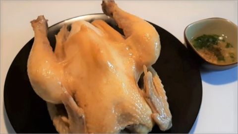 Cách làm gà hấp muối kiểu người Hoa thơm ngon đậm đà chuẩn vị