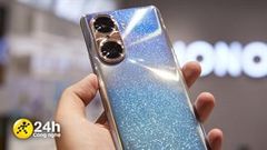  Honor 60 lộ ảnh trên tay trước ngày ra mắt: Màn hình cong tràn viền, mặt lưng với thiết kế đêm đầy sao và camera hoành tráng 
