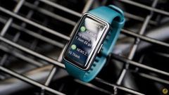  Giải đáp các thắc mắc thường gặp khi mua smartband: Cảm biến có tốt, pin có trâu và đâu là sự lựa chọn đáng giá? 