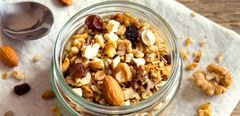  Granola là gì? Granola mua ở đâu và cách ăn granola đúng cách 