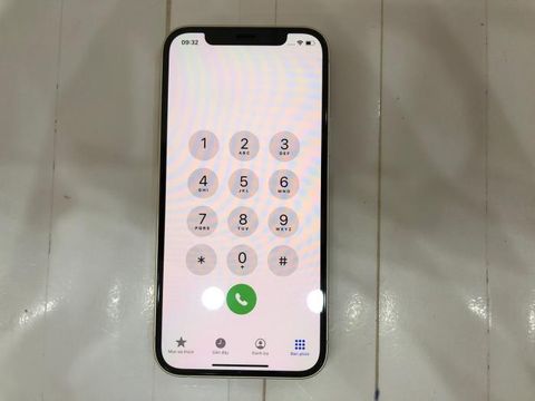 Điện thoại iPhone 12 128GB White